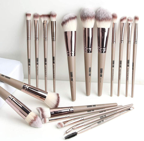 Makeup Brushes, 18 Pcs Professional Premium Synthetic Make up Brushes, Foundation Powder Concealers Eye Shadows Makeup Brush Set (Champagne Gold)