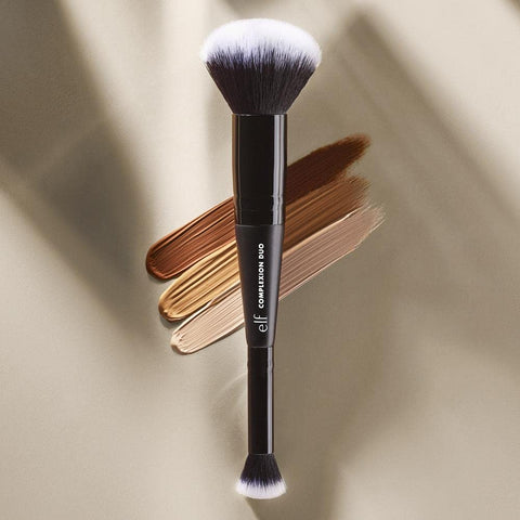 Complexion Duo Brush, Makeup Brush for Applying Foundation & Concealer, Creates an Airbrushed Finish, Made with Vegan, Cruelty-Free Bristles