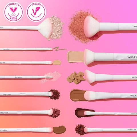 Wet N Wild Full Coverage Foundation Brush, Packed Bristles for All Formulas, Comfort Grip, Cruelty-Free & Vegan