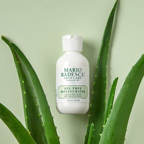 Mario Badescu Oil Free Moisturizer with Broad Spectrum SPF 17|30 Face Sunscreen for Combination, Oily & Sensitive Skin, Lightweight and Non-Greasy Formula with Green Tea & Aloe Vera, 2 Fl Oz