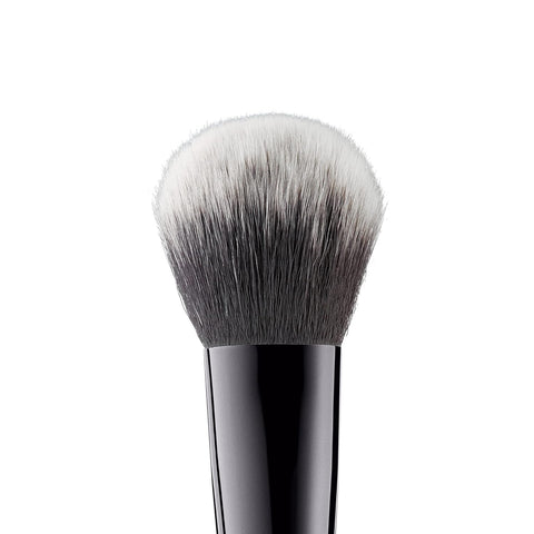 E.L.F. Flawless Face Brush, Vegan Makeup Tool for Flawlessly Contouring & Defining with Powder, Blush & Bronzer, Made with Cruelty-Free Bristles