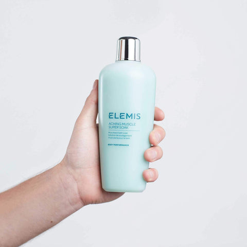 ELEMIS Aching Muscle Super Soak | Musclease Natural Foaming Bath Milk Warms, Recharges, and Energizes Tired, Overworked Muscles Post-Workout | 400 Ml