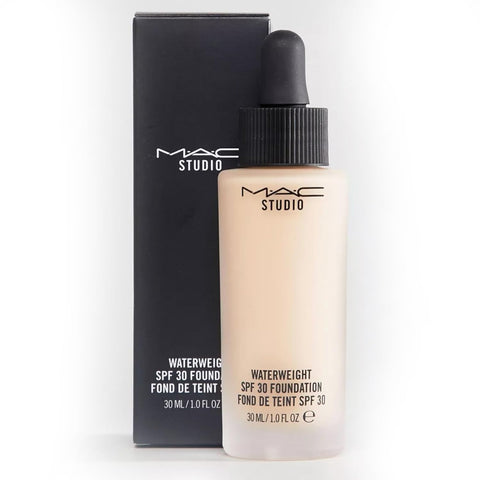 Studio Waterweight SPF 30/PA++ Foundation NW15